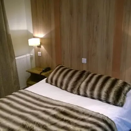 瓦雷布兰驰酒店 3* 霞慕尼