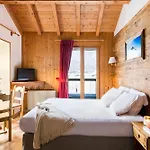 Hotel Vallee Blanche 3*