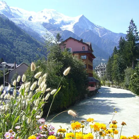 Готель Vallee Blanche