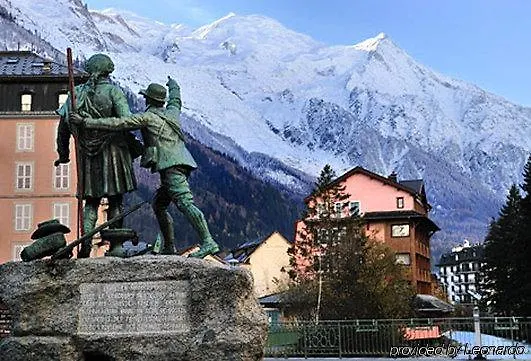 Hotel Vallée Blanche 3*