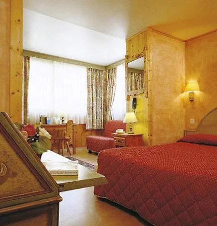 Otel Vallee Blanche 3*