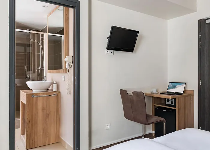 Vallee Blanche Hotel